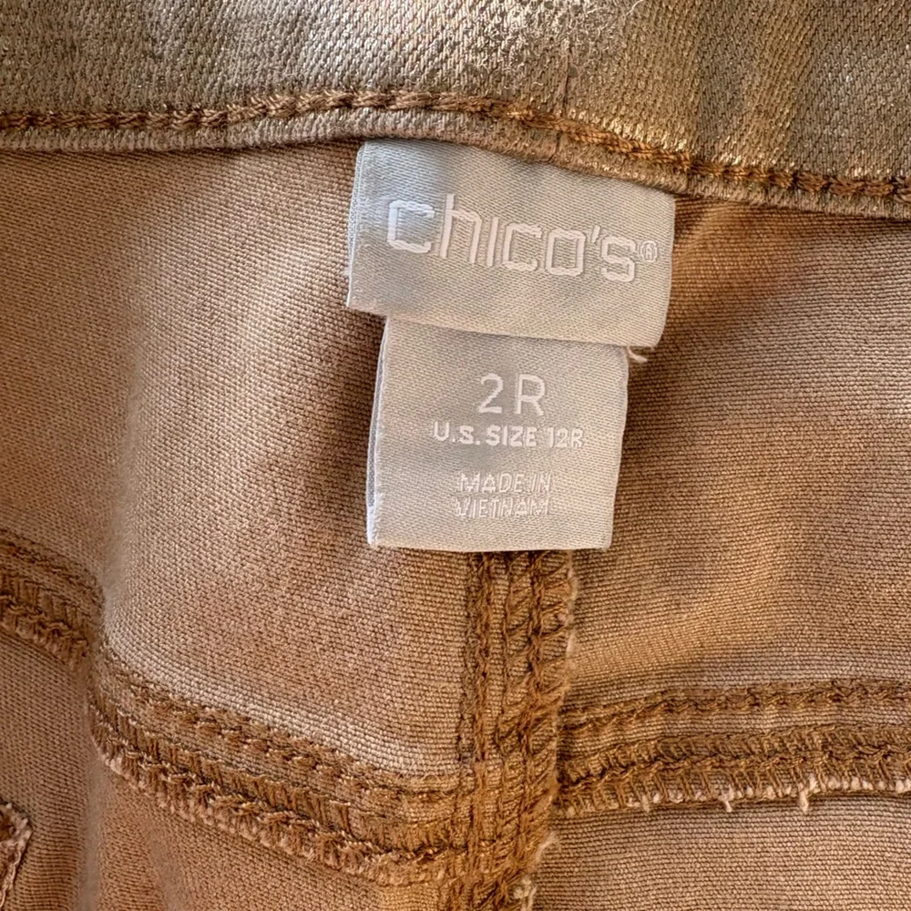 Chico's NWT SO Slimming Girlfriend Slim Leg Gold - Picture 3 of 6